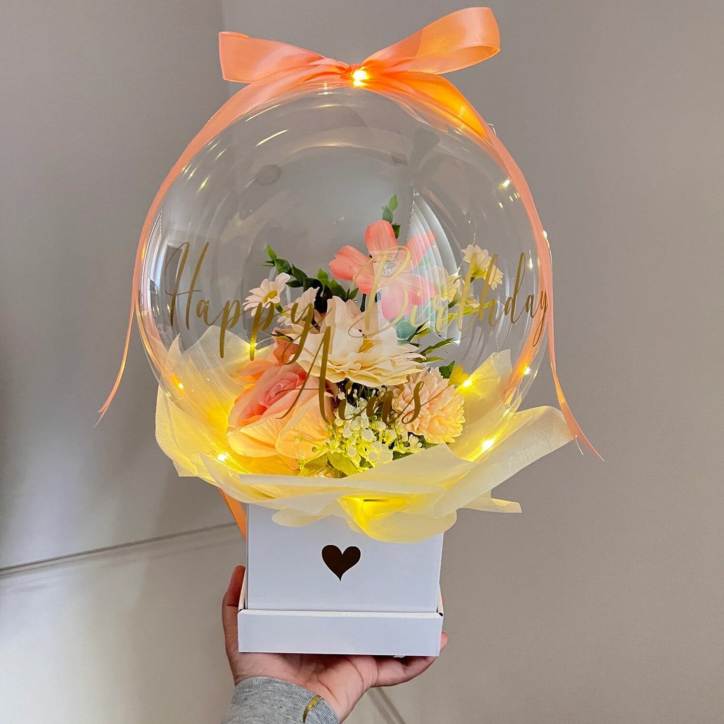 Flowers bouquets in a Balloon